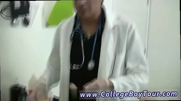 Hình nền khiêu dâm đồng tính xấu xí và đàn ông trần truồng Sau bài kiểm tra ho, tôi đã có