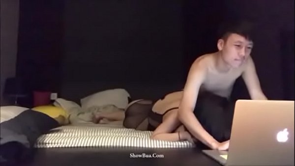 Das heiße Old Quarter-Girl Luong Minh Phuong erreichte mit ihrem internationalen Studentenfreund die Spitze