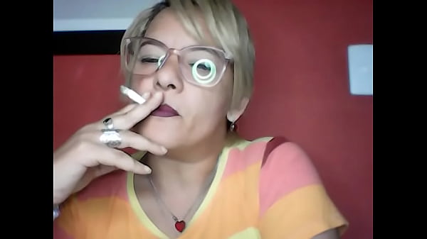 ACOSTADO EN EL METRO_/ENTRANDO A LA CONSTRUCCIÓN/ME COMO A MI HERMANA