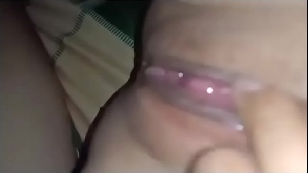 Porta la tua ragazza a casa per far sì che gli spruzzi d'acqua siano più di un'alluvione