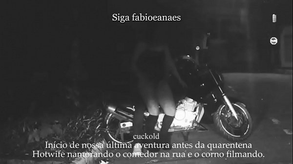 Married woman shows off on the street with the eater as a voyeur films and captions the adrenaline.