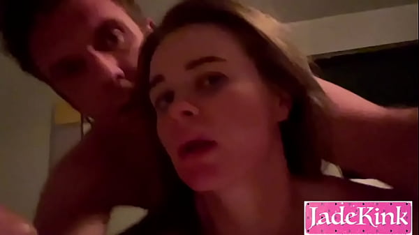 Guarda il giocoso video sadomaso per adolescenti