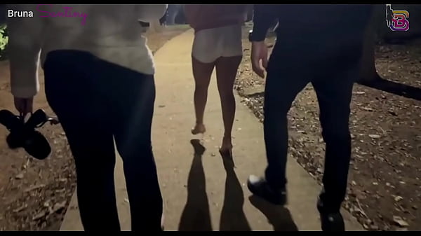 Otro día en el que soy una puta cornuda en GloryHole. Me corrí sobre su polla y el cornudo estaba grabando.