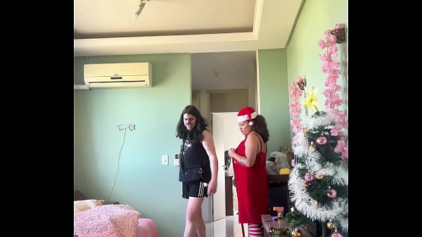 Christmas Cleaning Gassy Girl Farts in front of Glrlfriend