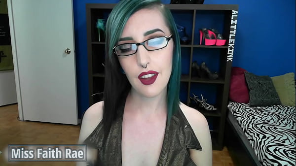 Guarda il video giocoso e sexy per adolescenti