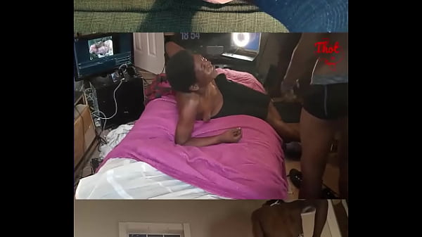 La abuela se pone desagradable y también la milf local