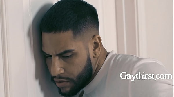 Bed Breakfast &amp_ Barebacking | GayThirst