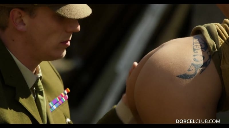 Athletic girl gets anal fucked right on the street (cassie del isla)