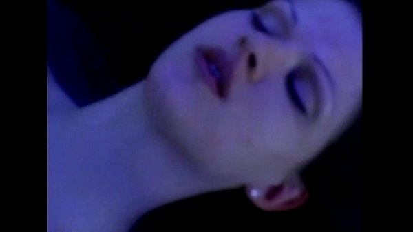 X Cuts - Prima che fossero Superstar 02 - scena 9